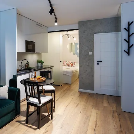Malila Premium Cracow Limanowskiego 37 * 크라쿠프